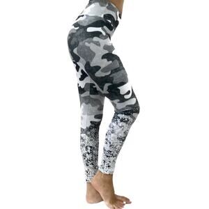 NWOT Altar Ego Camo Fade Black Athletic Yoga Leggins Size Small